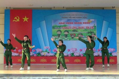 Trường Tiểu học Khánh Hồng tổ chức Hoạt động ngoại khoá chủ đề: “Người lính trong tim em”